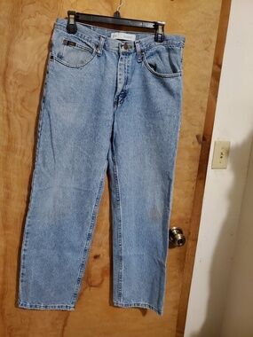 #716 Mens Lee jeans